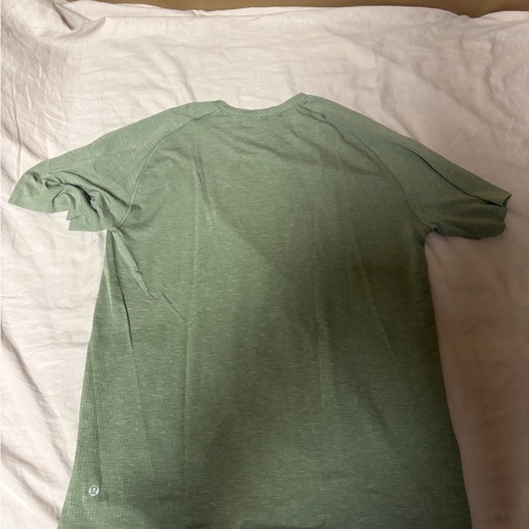 lululemon athletica Sage Green Short Sleeve Tee - Picture 3 of 3